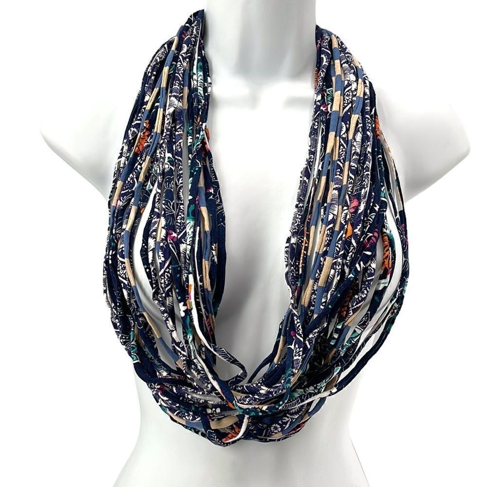 Dona Bela Shreds Shred Lite upcycled fabric necklace scarf boho jewelry NEW NWOT